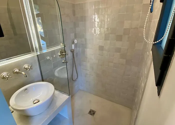 Les Loges En Provence 